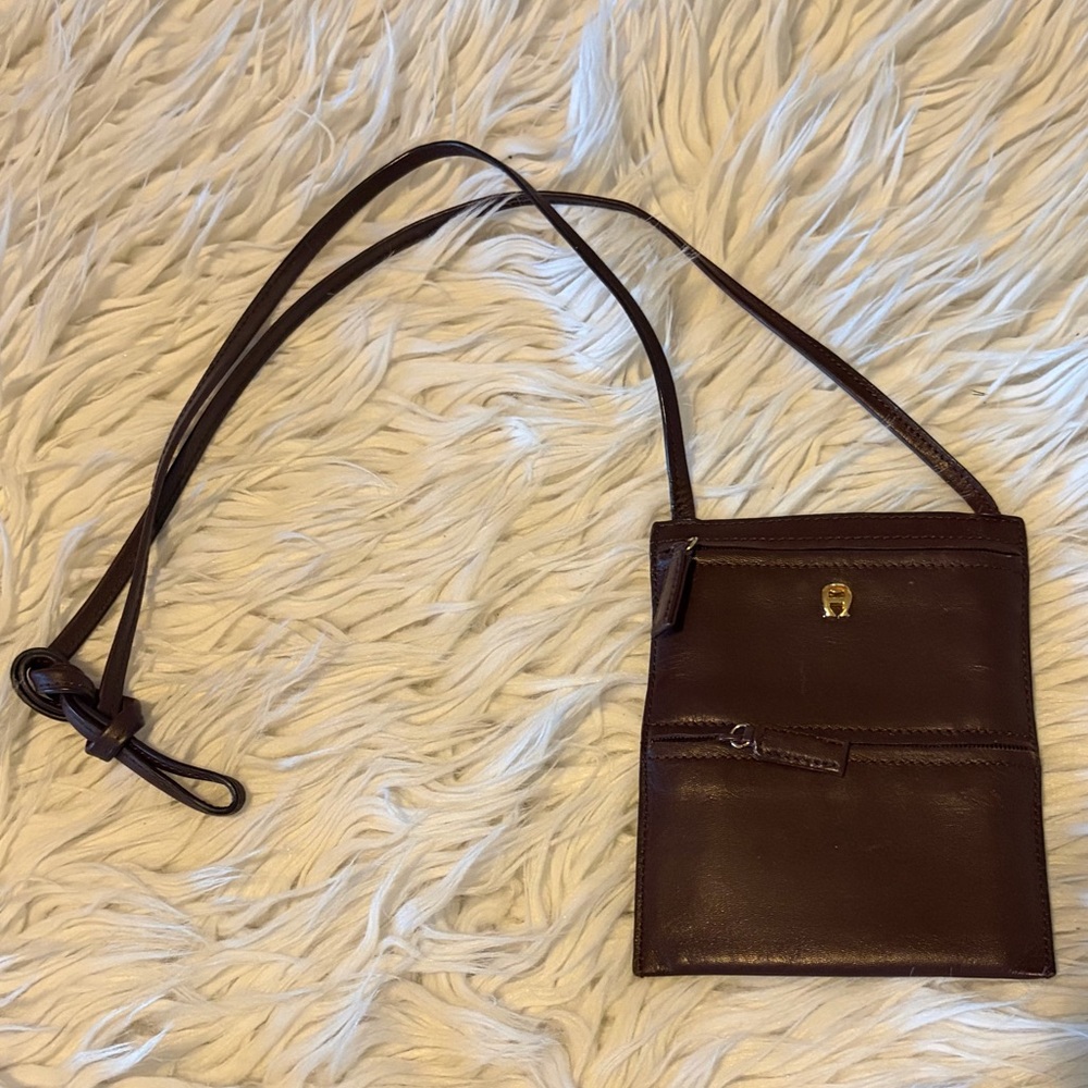 Etienne Aigner Crossbody Bag Womens Mini Burgundy Gold Logo ID Lanyard Window